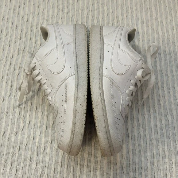 WOMANS NIKE COURT VISION LO NN - Picture 7 of 10